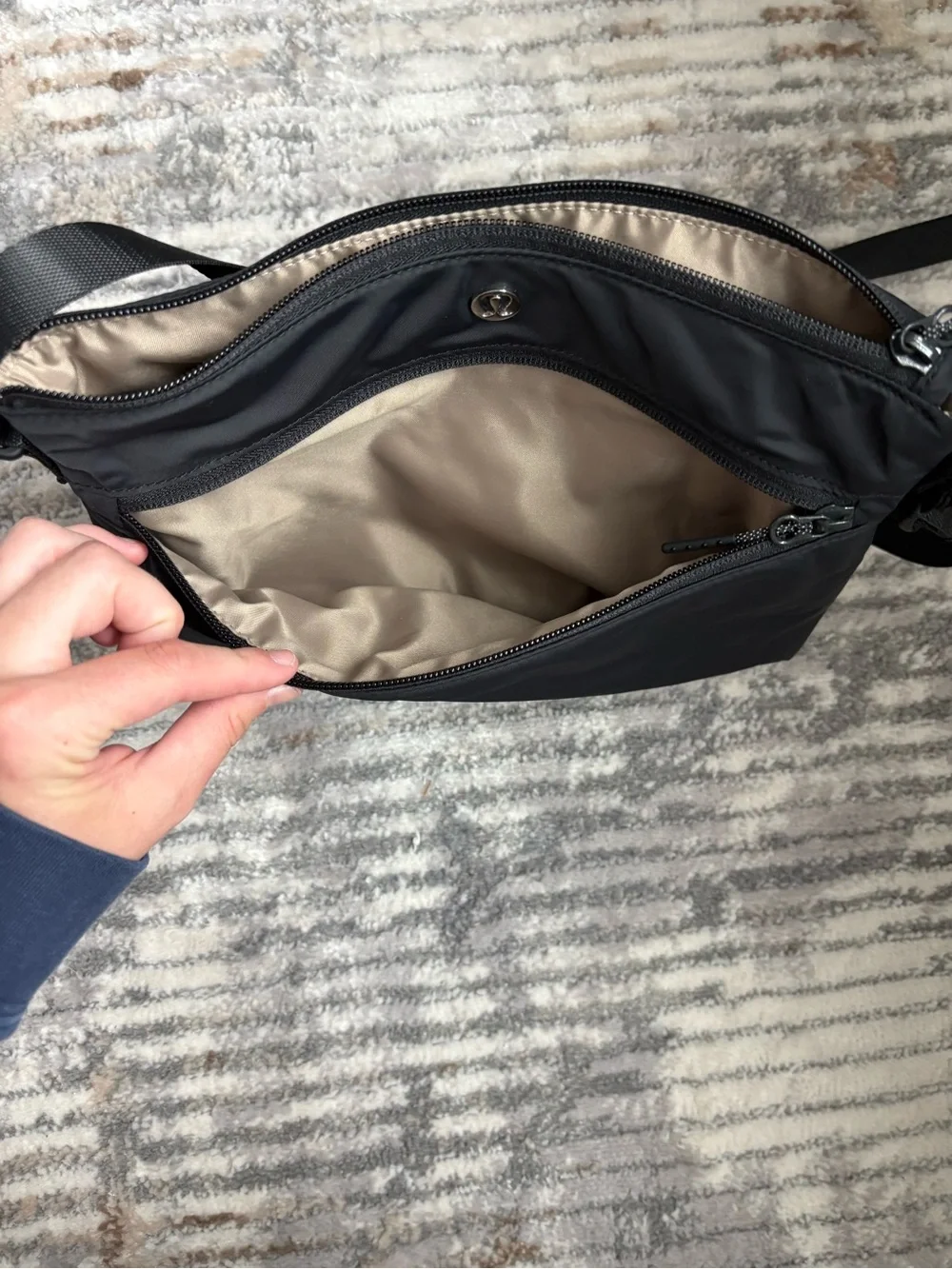 lululemon athletica Black Nylon Crossbody Messenger Bag